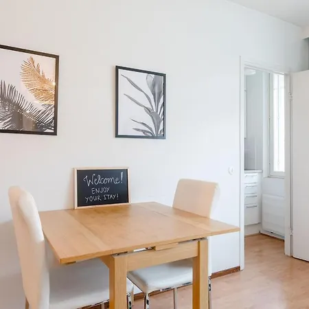 Daire Studio With A Big Balcony In Central