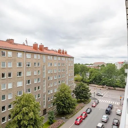 Studio With A Big Balcony In Central * Helsinki